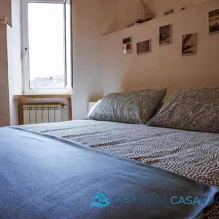 Hébergement de vacances Grazioso Bilocale In Centro *